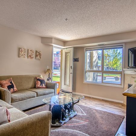 Mountain Getaway Condo - 5 Min Walk To The Beach! Invermere Bagian luar foto
